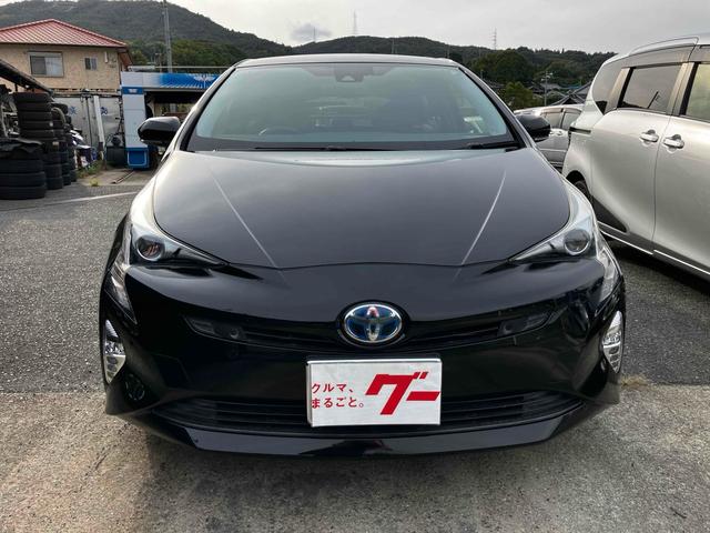 プリウス Ｓセーフティプラス　ワンオーナー　衝突被害軽減システム　レーンアシスト　ＥＴＣ　ナビ　バックカメラ　フルセグＴＶ　Ｂｌｕｅｔｏｏｔｈ　ＣＤ　ＤＶＤ　ＬＥＤヘッドライト　コーナーセンサー　スマートキー　ＡＷ１５インチ（2枚目）