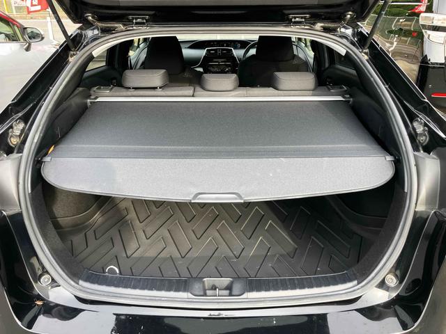 プリウス Ｓセーフティプラス　ワンオーナー　衝突被害軽減システム　レーンアシスト　ＥＴＣ　ナビ　バックカメラ　フルセグＴＶ　Ｂｌｕｅｔｏｏｔｈ　ＣＤ　ＤＶＤ　ＬＥＤヘッドライト　コーナーセンサー　スマートキー　ＡＷ１５インチ（24枚目）