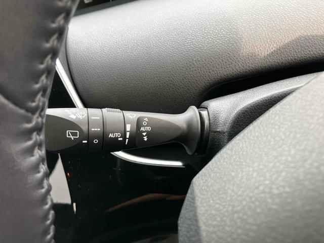 プリウス Ｓセーフティプラス　ワンオーナー　衝突被害軽減システム　レーンアシスト　ＥＴＣ　ナビ　バックカメラ　フルセグＴＶ　Ｂｌｕｅｔｏｏｔｈ　ＣＤ　ＤＶＤ　ＬＥＤヘッドライト　コーナーセンサー　スマートキー　ＡＷ１５インチ（47枚目）