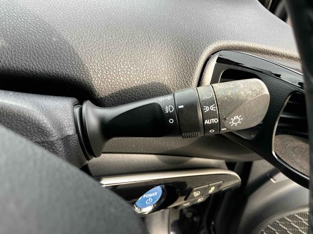 プリウス Ｓセーフティプラス　ワンオーナー　衝突被害軽減システム　レーンアシスト　ＥＴＣ　ナビ　バックカメラ　フルセグＴＶ　Ｂｌｕｅｔｏｏｔｈ　ＣＤ　ＤＶＤ　ＬＥＤヘッドライト　コーナーセンサー　スマートキー　ＡＷ１５インチ（48枚目）