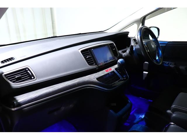 ハイブリッドアブソルート・ホンダセンシングEXパック ワンオーナー/ユーザー買取/ETC車載器/純正ナビゲーション/フリップダウンモニター/バックカメラ/純正ドライブレコーダー/HondaSENSING/LEDルームランプ/大型アームレスト(23枚目)