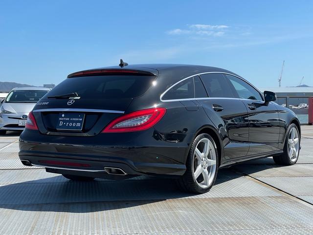 ＣＬＳ３５０シューティングブレークＡＭＧスポツパック　ガラススライディングルーフ　純正ナビ　バックカメラ　１９インチアルミホイール　ＬＥＤヘッドライト　リアヘッドレストモニター（アルパイン）ＤＶＤデッキ（ケンウッド）メモリ付パワーシート　シートヒーター(6枚目)