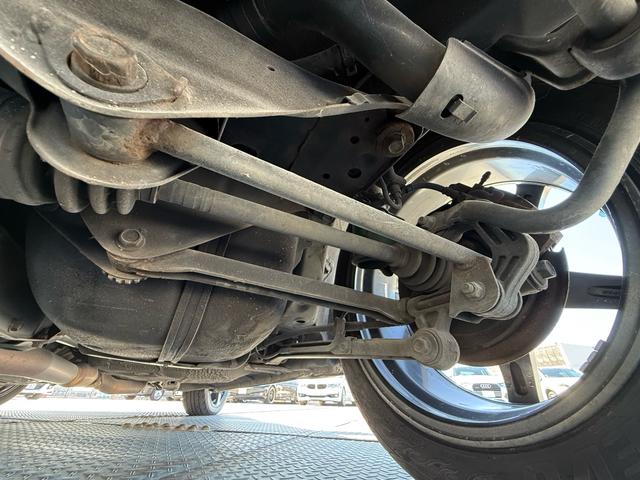 インプレッサ WRX STiバージョンV momoステアリング TEIN車高調 フジツボマフラー 5MT ETC 17インチAW 大型リアウィング(10枚目)