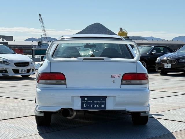 インプレッサ WRX STiバージョンV momoステアリング TEIN車高調 フジツボマフラー 5MT ETC 17インチAW 大型リアウィング(31枚目)