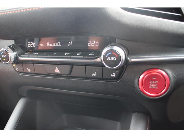 MAZDA3ファストバック 15S レトロスポーツエディション マシーングレープレミアムメタリック F/R/Sアンダースポイラー・ルーフスポイラー ETC 360度カメラ バック&フロントカメラ ナビ連動型前後ドラレコ シートヒーター BOSEサウンド 禁煙車(15枚目)
