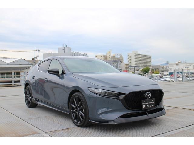 MAZDA3ファストバック 15S レトロスポーツエディション マシーングレープレミアムメタリック F/R/Sアンダースポイラー・ルーフスポイラー ETC 360度カメラ バック&フロントカメラ ナビ連動型前後ドラレコ シートヒーター BOSEサウンド 禁煙車(21枚目)