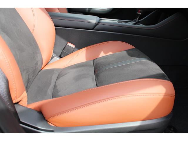 MAZDA3ファストバック 15S レトロスポーツエディション マシーングレープレミアムメタリック F/R/Sアンダースポイラー・ルーフスポイラー ETC 360度カメラ バック&フロントカメラ ナビ連動型前後ドラレコ シートヒーター BOSEサウンド 禁煙車(57枚目)
