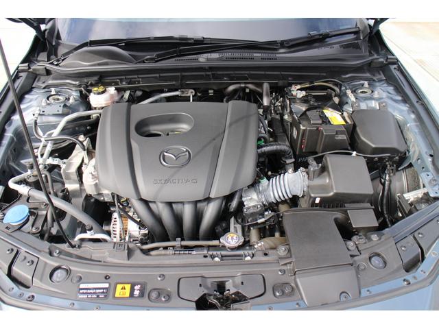 MAZDA3ファストバック 15S レトロスポーツエディション マシーングレープレミアムメタリック F/R/Sアンダースポイラー・ルーフスポイラー ETC 360度カメラ バック&フロントカメラ ナビ連動型前後ドラレコ シートヒーター BOSEサウンド 禁煙車(70枚目)