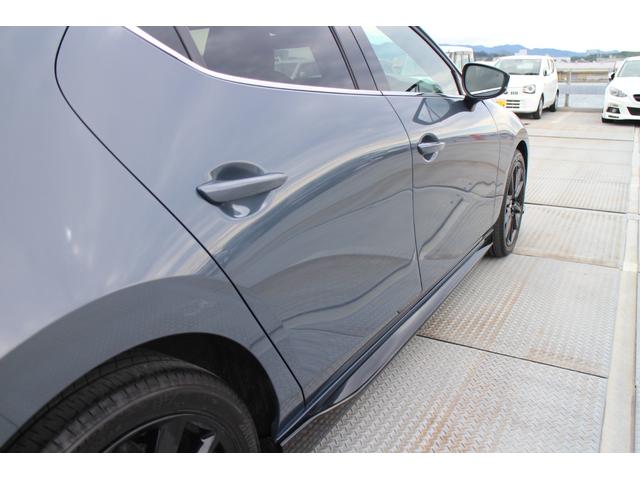 MAZDA3ファストバック 15S レトロスポーツエディション マシーングレープレミアムメタリック F/R/Sアンダースポイラー・ルーフスポイラー ETC 360度カメラ バック&フロントカメラ ナビ連動型前後ドラレコ シートヒーター BOSEサウンド 禁煙車(78枚目)