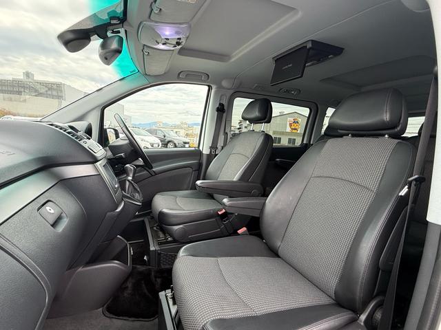 Vクラス V350 トレンド 3列シート WALDエアロカスタム 両側電動スライドドア 18インチアルミホイール シートヒーター ナビ TV フリップダウンモニター パワーアンプ Bluetooth ハーフレザーシート(12枚目)