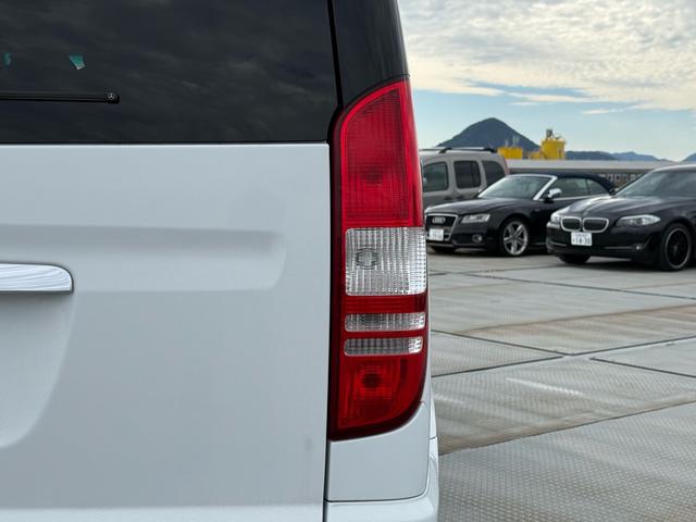 Vクラス V350 トレンド 3列シート WALDエアロカスタム 両側電動スライドドア 18インチアルミホイール シートヒーター ナビ TV フリップダウンモニター パワーアンプ Bluetooth ハーフレザーシート(44枚目)