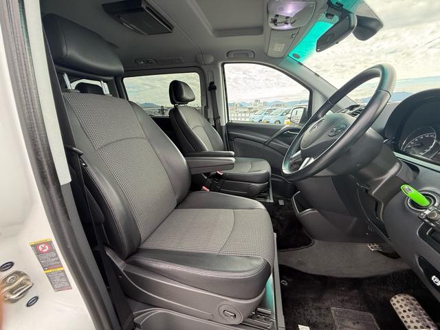 Vクラス V350 トレンド 3列シート WALDエアロカスタム 両側電動スライドドア 18インチアルミホイール シートヒーター ナビ TV フリップダウンモニター パワーアンプ Bluetooth ハーフレザーシート(50枚目)