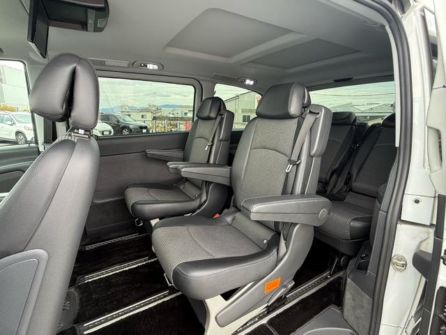 Vクラス V350 トレンド 3列シート WALDエアロカスタム 両側電動スライドドア 18インチアルミホイール シートヒーター ナビ TV フリップダウンモニター パワーアンプ Bluetooth ハーフレザーシート(54枚目)