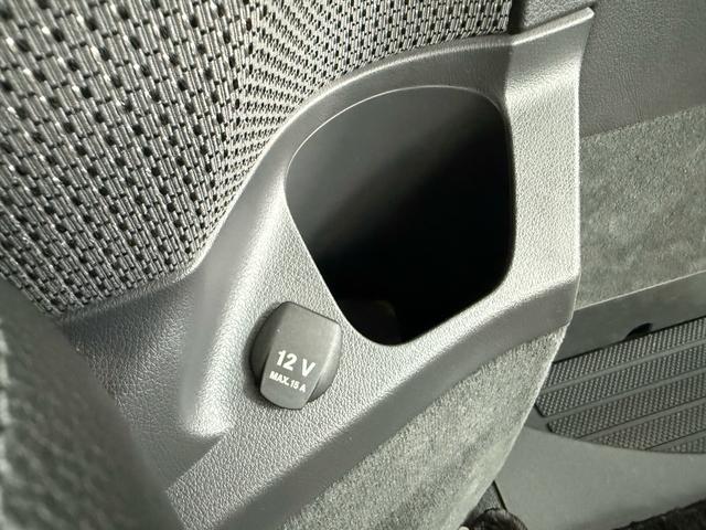 Vクラス V350 トレンド 3列シート WALDエアロカスタム 両側電動スライドドア 18インチアルミホイール シートヒーター ナビ TV フリップダウンモニター パワーアンプ Bluetooth ハーフレザーシート(62枚目)