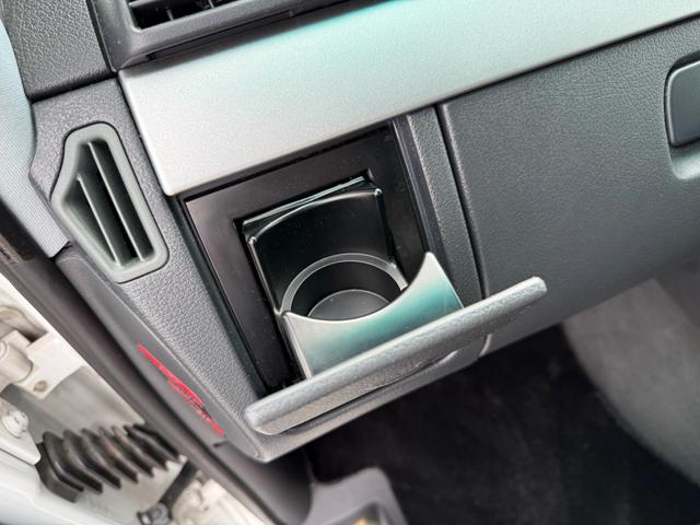 Vクラス V350 トレンド 3列シート WALDエアロカスタム 両側電動スライドドア 18インチアルミホイール シートヒーター ナビ TV フリップダウンモニター パワーアンプ Bluetooth ハーフレザーシート(70枚目)