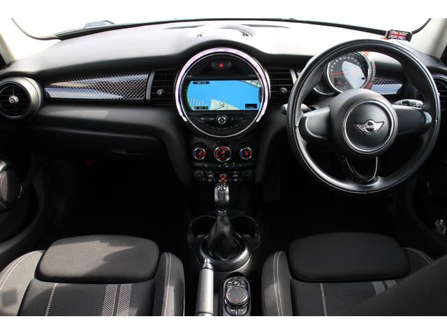 MINI クーパーS クーパーS 5ドア 純正ナビ Bluetooth バックカメラ ETC 16インチアルミ スペアキー(3枚目)