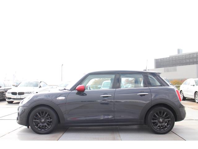 MINI クーパーS クーパーS 5ドア 純正ナビ Bluetooth バックカメラ ETC 16インチアルミ スペアキー(6枚目)