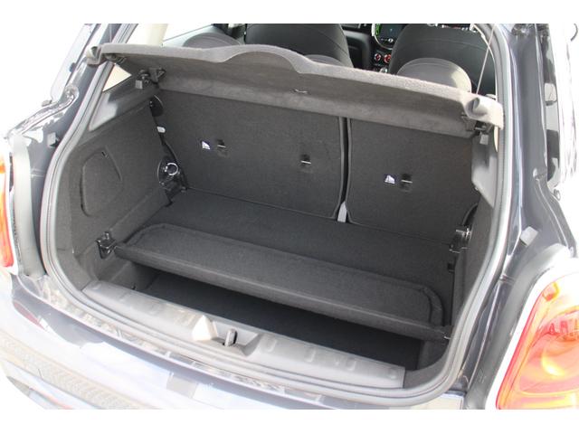 MINI クーパーS クーパーS 5ドア 純正ナビ Bluetooth バックカメラ ETC 16インチアルミ スペアキー(19枚目)