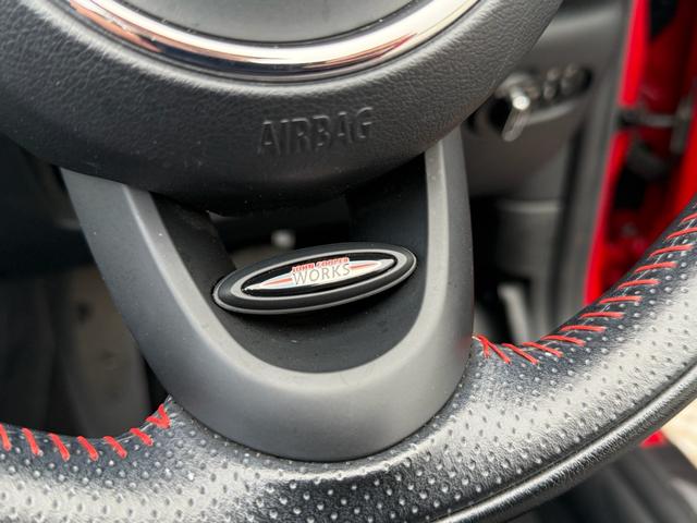 ＭＩＮＩ クーパー　コンバーチブル　純正ナビ　バックカメラ　クリアランスソナー　インテリジェントセーフティ　黒革シート　シートヒーター　ＬＥＤヘッドライト　ドライビングモード　ＥＴＣ　クルーズコントロール　ドラレコ　ＪＣＷステアリング（56枚目）