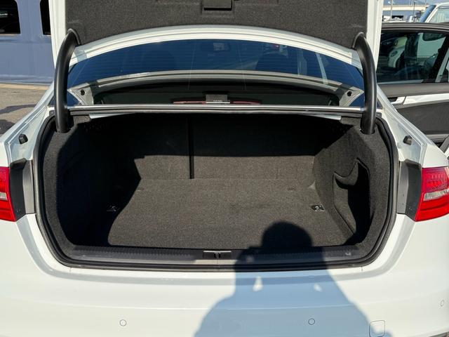 オートローン☆最長〜１２０回払い自由返済型ローンも取り扱っておりますのでお気軽にご相談くださいませ♪