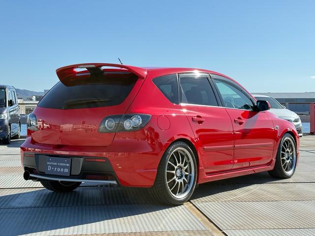 マツダスピードアクセラ ベースグレード　６ＭＴ　ホットハッチ　ワンオーナー　ＥＸＡＳマフラー　ＲＳ☆Ｒ車高調　Ｄｅｆｉ追加メーター　ＥＶＣ　ＷＯＲＫ１８インチＡＷ　スマートキー　バックカメラ　ＴＶ　ＥＴＣ　ＢＯＳＥサウンド　ナビ（5枚目）