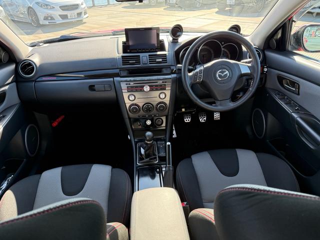 マツダスピードアクセラ ベースグレード　６ＭＴ　ホットハッチ　ワンオーナー　ＥＸＡＳマフラー　ＲＳ☆Ｒ車高調　Ｄｅｆｉ追加メーター　ＥＶＣ　ＷＯＲＫ１８インチＡＷ　スマートキー　バックカメラ　ＴＶ　ＥＴＣ　ＢＯＳＥサウンド　ナビ（47枚目）