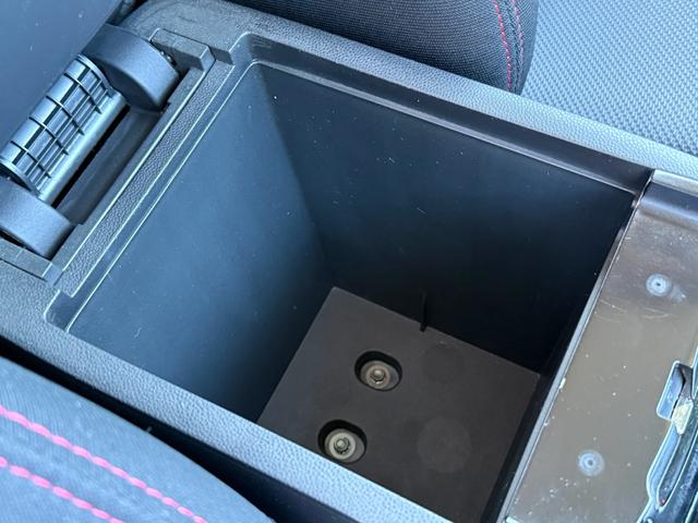 マツダスピードアクセラ ベースグレード　６ＭＴ　ホットハッチ　ワンオーナー　ＥＸＡＳマフラー　ＲＳ☆Ｒ車高調　Ｄｅｆｉ追加メーター　ＥＶＣ　ＷＯＲＫ１８インチＡＷ　スマートキー　バックカメラ　ＴＶ　ＥＴＣ　ＢＯＳＥサウンド　ナビ（70枚目）