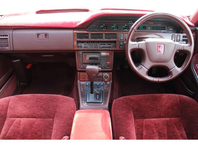 ルーチェ Ｖ６－３０００　ロイヤルクラシック　純正ホイール付属　タイミングベルト新品部品付属　車高調　運転席助手席パワーシート（6枚目）