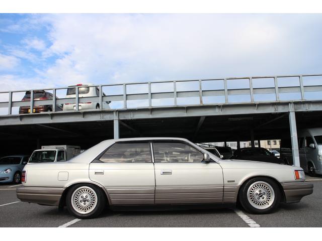 ルーチェ Ｖ６－３０００　ロイヤルクラシック　純正ホイール付属　タイミングベルト新品部品付属　車高調　運転席助手席パワーシート（7枚目）