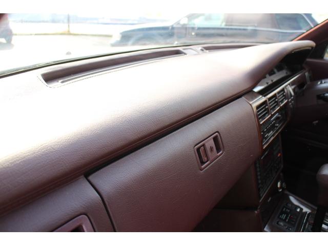 ルーチェ Ｖ６－３０００　ロイヤルクラシック　純正ホイール付属　タイミングベルト新品部品付属　車高調　運転席助手席パワーシート（15枚目）