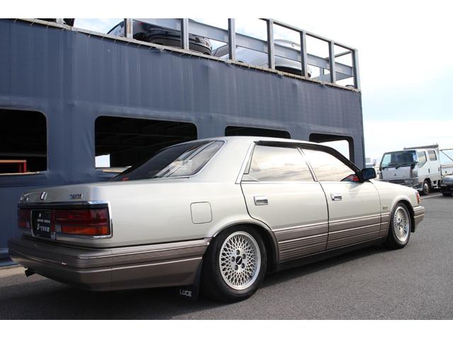 ルーチェ Ｖ６－３０００　ロイヤルクラシック　純正ホイール付属　タイミングベルト新品部品付属　車高調　運転席助手席パワーシート（27枚目）