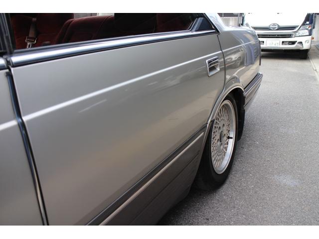 ルーチェ Ｖ６－３０００　ロイヤルクラシック　純正ホイール付属　タイミングベルト新品部品付属　車高調　運転席助手席パワーシート（69枚目）