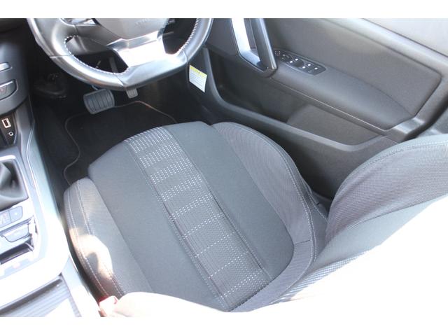 ３０８ アリュール　ブルーＨＤｉ　ディーゼルターボ／ＬＥＤヘッドライト／フルセグＴＶ／純正タッチパネルスクリーンオーディオ　ナビ　／Ｂカメラ／ＥＴＣ／プッシュスタートスマートキー／アイドリングストップ／クリアランスソナー／取説．保証書（12枚目）