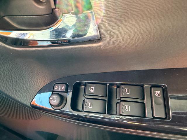 タント カスタムＸ　トップエディションＶＳ　ＳＡＩＩＩ　純正ＳＤナビ　フルセグＴＶ　Ｂｌｕｅｔｏｏｔｈ　パノラミックビューモニター　両側パワースライドドア　スマートアシスト　シートヒーター　スマートキー　ステアリングスイッチ　前ドラレコ　ＬＥＤヘッドライト（25枚目）