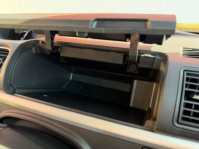 タント カスタムＸ　トップエディションＶＳ　ＳＡＩＩＩ　純正ＳＤナビ　フルセグＴＶ　Ｂｌｕｅｔｏｏｔｈ　パノラミックビューモニター　両側パワースライドドア　スマートアシスト　シートヒーター　スマートキー　ステアリングスイッチ　前ドラレコ　ＬＥＤヘッドライト（37枚目）