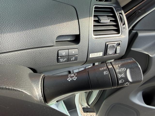 セレナ ハイウェイスター　Ｖセレ＋セーフティ　ＳＨＶ　Ａセフ　純正ＳＤナビ　フルセグＴＶ　アラウンドビューモニター　両側パワスラ　左側オートステップ　ＬＥＤライト　インテリキー　ドラレコ　ＥＴＣ　エマブレ　クルコン　ＢＴオーディオ　全国６か月保証付き（31枚目）