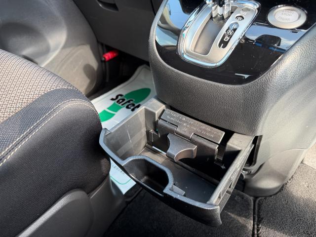 セレナ ハイウェイスター　Ｖセレ＋セーフティ　ＳＨＶ　Ａセフ　純正ＳＤナビ　フルセグＴＶ　アラウンドビューモニター　両側パワスラ　左側オートステップ　ＬＥＤライト　インテリキー　ドラレコ　ＥＴＣ　エマブレ　クルコン　ＢＴオーディオ　全国６か月保証付き（43枚目）