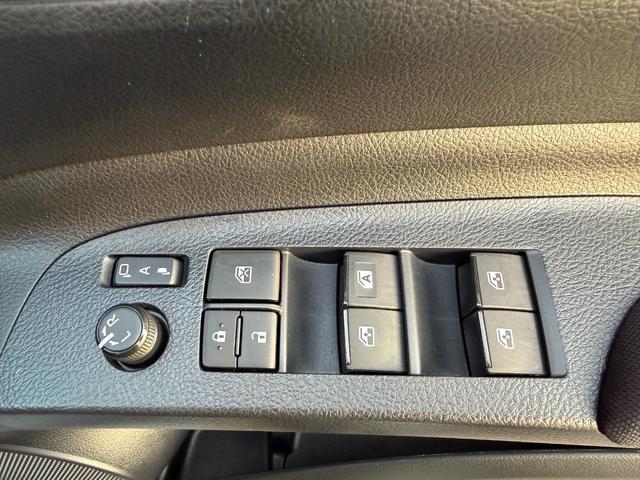 シエンタ G クエロ 純正SDナビ モデリスタエアロF.S.R フルセグTV 両側パワスラ トヨタセーフティセンス 前席シートヒーター ステアリングヒーター バックモニター LEDヘッドライト LEDフォグランプ ETC(23枚目)