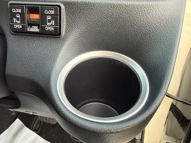 シエンタ G クエロ 純正SDナビ モデリスタエアロF.S.R フルセグTV 両側パワスラ トヨタセーフティセンス 前席シートヒーター ステアリングヒーター バックモニター LEDヘッドライト LEDフォグランプ ETC(40枚目)