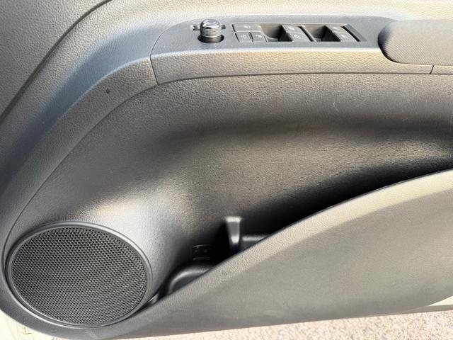 シエンタ G クエロ 純正SDナビ モデリスタエアロF.S.R フルセグTV 両側パワスラ トヨタセーフティセンス 前席シートヒーター ステアリングヒーター バックモニター LEDヘッドライト LEDフォグランプ ETC(42枚目)