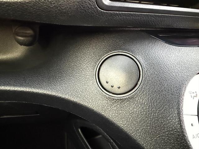 シエンタ G クエロ 純正SDナビ モデリスタエアロF.S.R フルセグTV 両側パワスラ トヨタセーフティセンス 前席シートヒーター ステアリングヒーター バックモニター LEDヘッドライト LEDフォグランプ ETC(46枚目)