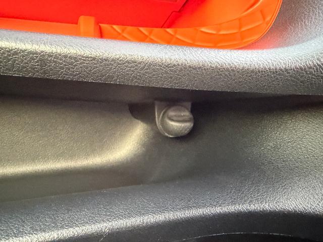 シエンタ G クエロ 純正SDナビ モデリスタエアロF.S.R フルセグTV 両側パワスラ トヨタセーフティセンス 前席シートヒーター ステアリングヒーター バックモニター LEDヘッドライト LEDフォグランプ ETC(49枚目)