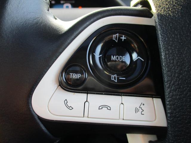 プリウス Aプレミアム サンルーフ モデリスタエアロ 社外18アルミ ローダウンサス 純正ワイドナビ フルセグ バックモニター ブルートゥース ビルトインETC ブラックレザー シートヒーター BSM HUD AC100V(34枚目)