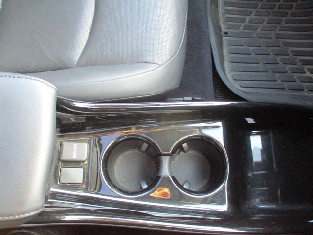 プリウス Aプレミアム サンルーフ モデリスタエアロ 社外18アルミ ローダウンサス 純正ワイドナビ フルセグ バックモニター ブルートゥース ビルトインETC ブラックレザー シートヒーター BSM HUD AC100V(41枚目)