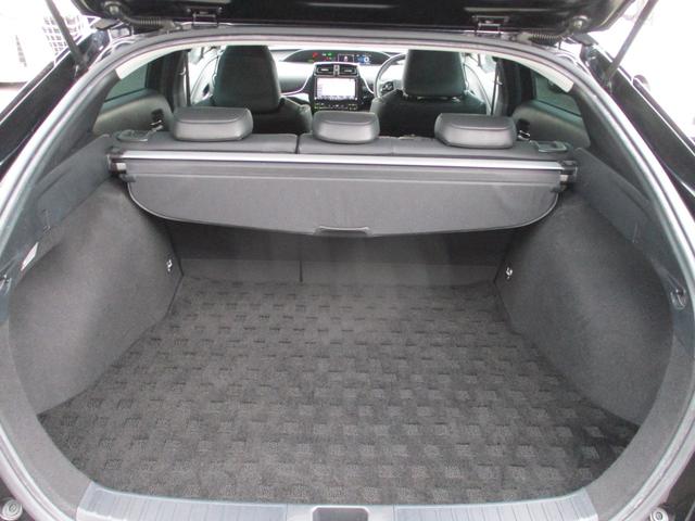 プリウス Ａツーリングセレクション　ＴＲＤエアロ　ＴＲＤ１８インチＡＷ　ＡＬＰＩＮＥ９インチナビ　フルセグＴＶ　ＤＶＤ　バックカメラ　レーダークルーズコントロール　トヨタセーフティセンス　ＬＥＤヘッドライト　レザーシート　シートヒーター（53枚目）