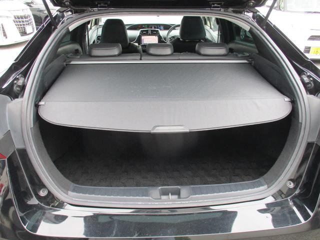 プリウス Ａツーリングセレクション　ＴＲＤエアロ　ＴＲＤ１８インチＡＷ　ＡＬＰＩＮＥ９インチナビ　フルセグＴＶ　ＤＶＤ　バックカメラ　レーダークルーズコントロール　トヨタセーフティセンス　ＬＥＤヘッドライト　レザーシート　シートヒーター（54枚目）