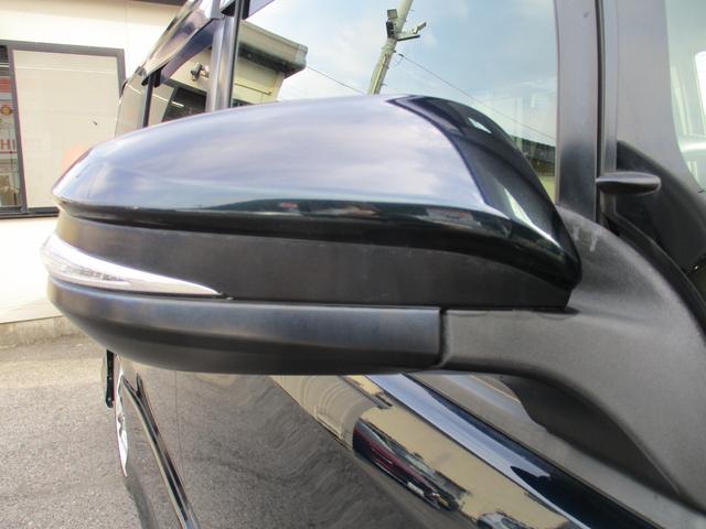 ノア ハイブリッドSi ダブルバイビー モデリスタエアロ 純正10インチワイドナビ 純正フリップダウンモニター フルセグTV ブルートゥース バックモニター 両側パワースライド ハーフレザー調シート F左右シートヒーター 社外18インチAW(9枚目)