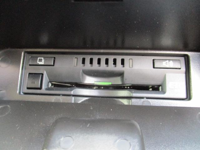 ノア ハイブリッドSi ダブルバイビー モデリスタエアロ 純正10インチワイドナビ 純正フリップダウンモニター フルセグTV ブルートゥース バックモニター 両側パワースライド ハーフレザー調シート F左右シートヒーター 社外18インチAW(45枚目)