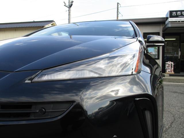 プリウス Ｓツーリングセレクション・ブラックエディション　モデリスタエアロ　純正ワイドナビ　フルセグＴＶ　全方位カメラ　社外１８インチＡＷ　レーダークルーズコントロール　トヨタセーフティセンス　オートライト　ＬＥＤヘッドライト　オートマチックハイビーム（4枚目）