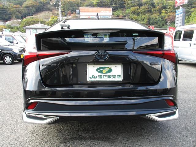 プリウス Ｓツーリングセレクション・ブラックエディション　モデリスタエアロ　純正ワイドナビ　フルセグＴＶ　全方位カメラ　社外１８インチＡＷ　レーダークルーズコントロール　トヨタセーフティセンス　オートライト　ＬＥＤヘッドライト　オートマチックハイビーム（10枚目）